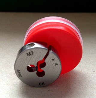 2mm X 0.4 Die 13/16